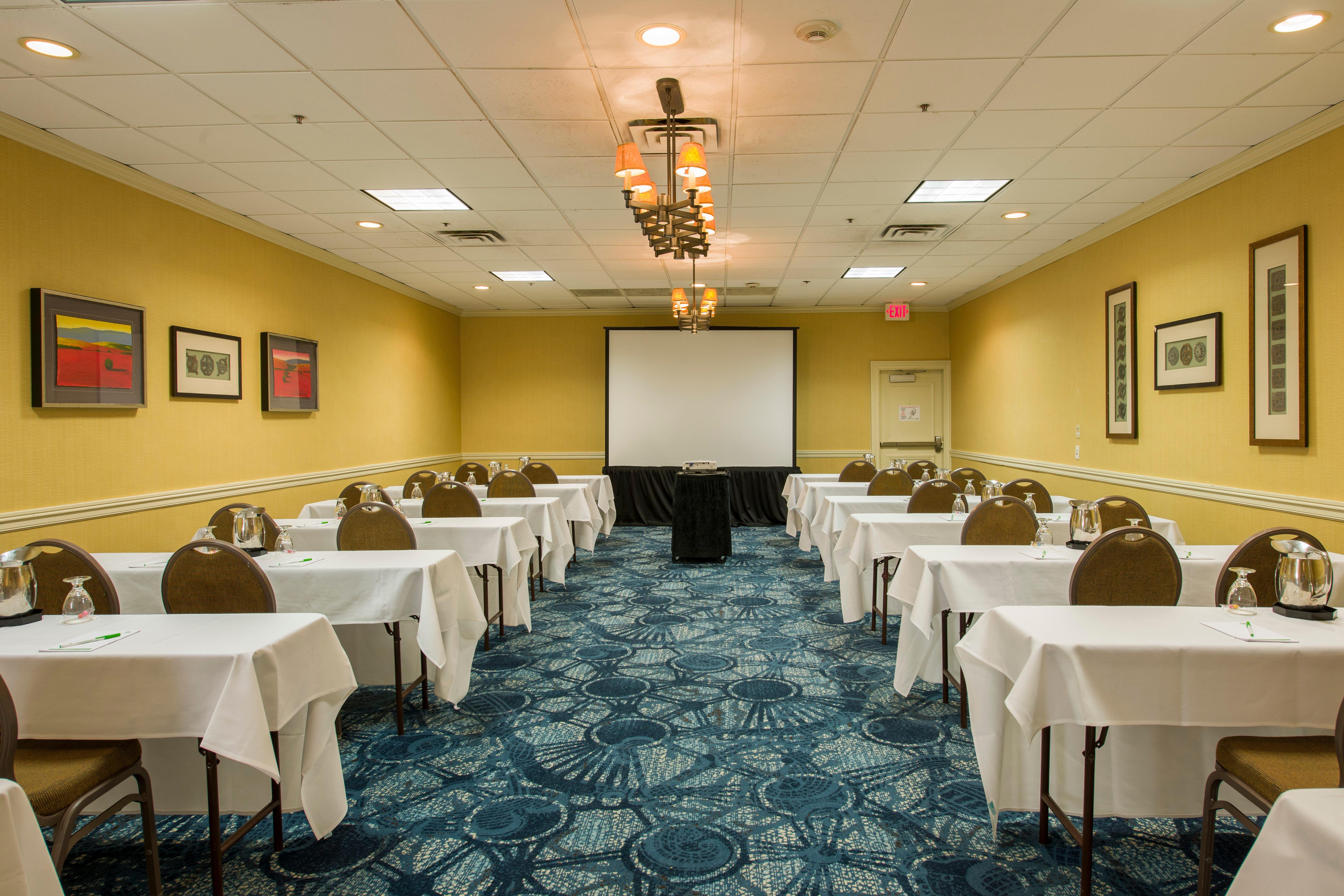 Best Western Plus Strongsville Cleveland Esterno foto