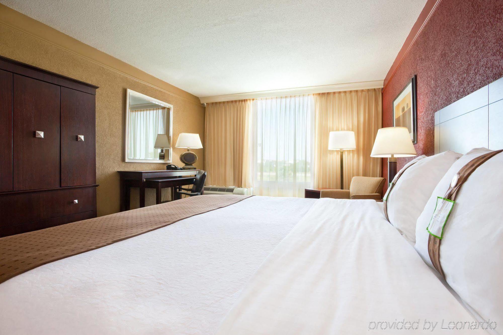 Best Western Plus Strongsville Cleveland Esterno foto